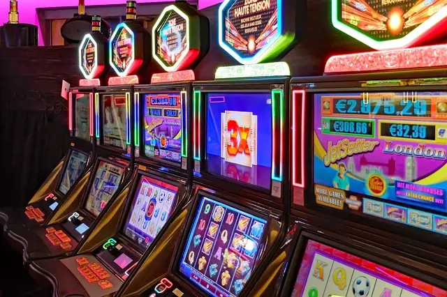 Play online slot machines games